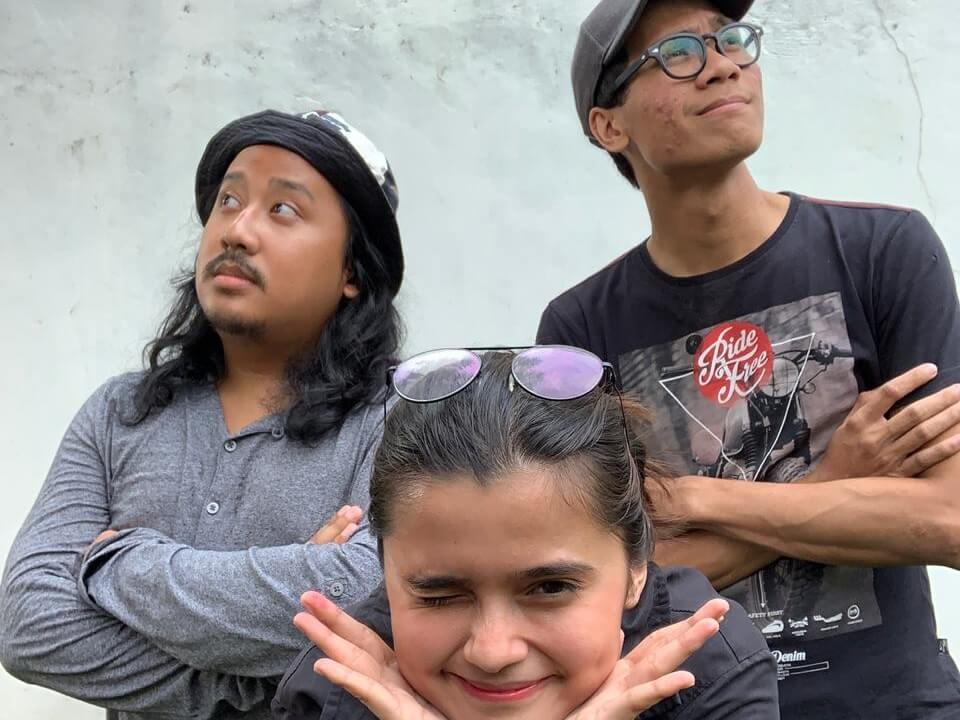 Nena Giesta, yang awalnya diundang jadi bintang tamu, akhirnya kini bergabung dalam tim.